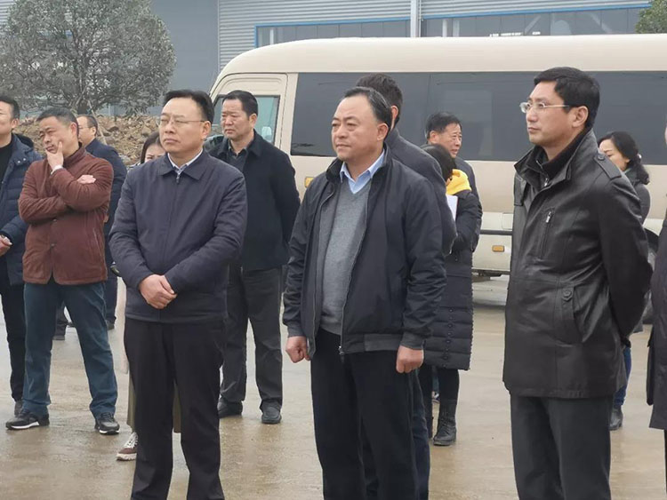 隨州市委、市人大代表團(tuán)蒞臨程力集團(tuán)商用車產(chǎn)業(yè)園視察
